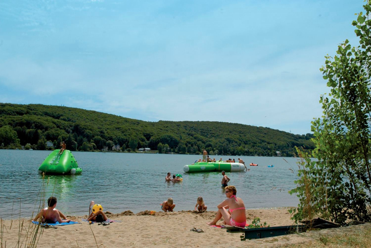 Les Genêts Mediodía-Pirineos - Salles-Curan visuel 1/10 Les Genêts Mediodía-Pirineos - Salles-Curan visuel 1/10