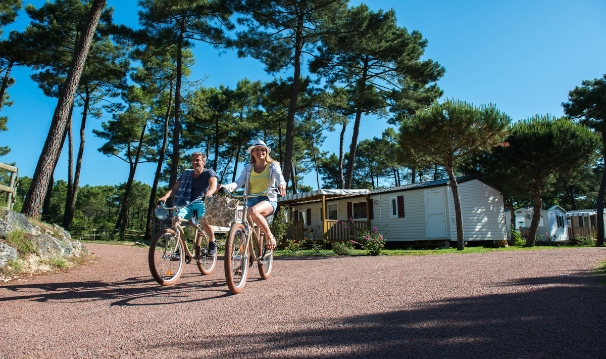 Bonne Anse Plage Poitou-Charentes - Les Mathes-La Palmyre visuel 15/21 Bonne Anse Plage Poitou-Charentes - Les Mathes-La Palmyre visuel 15/21