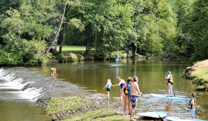 Camping Le Clupeau - Cherveix-Cubas